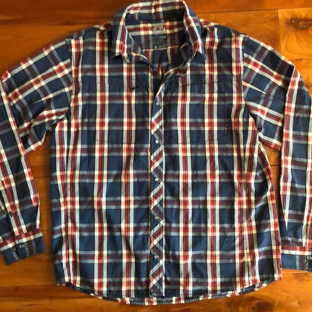 Eddie Bauer Men’s Button Down Shirt - Large